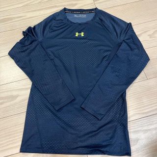 アンダーアーマー(UNDER ARMOUR)のs様　アンダーアーマー 長袖アンダーシャツ　ネイビー(トレーニング用品)