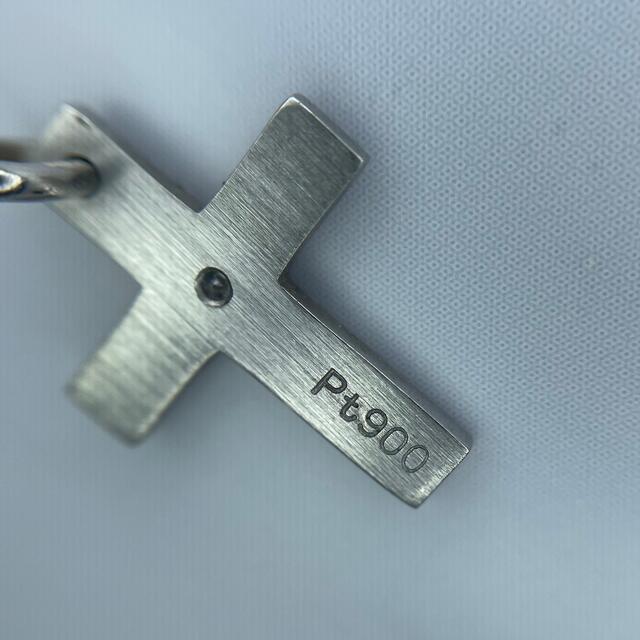 PT900  ダイヤモンド　クロス　ペンダントトップ レディースのアクセサリー(ネックレス)の商品写真