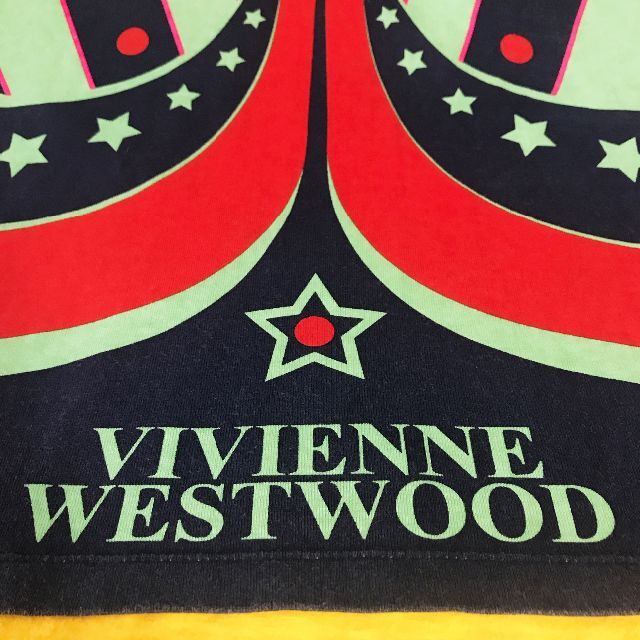 Vivienne Westwood(ヴィヴィアンウエストウッド)の【Vivienne Westwood】ORBロゴ フォントロゴ Tシャツ メンズのトップス(Tシャツ/カットソー(半袖/袖なし))の商品写真