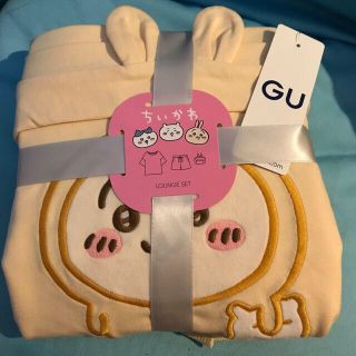 GU - ちいかわ gu うさぎ ラウンジヘアバンドセット パジャマの