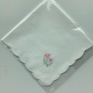 フォクシー(FOXEY)の取り下げ予定　フォクシー  刺繍　ハンカチ　コスモス(ハンカチ)