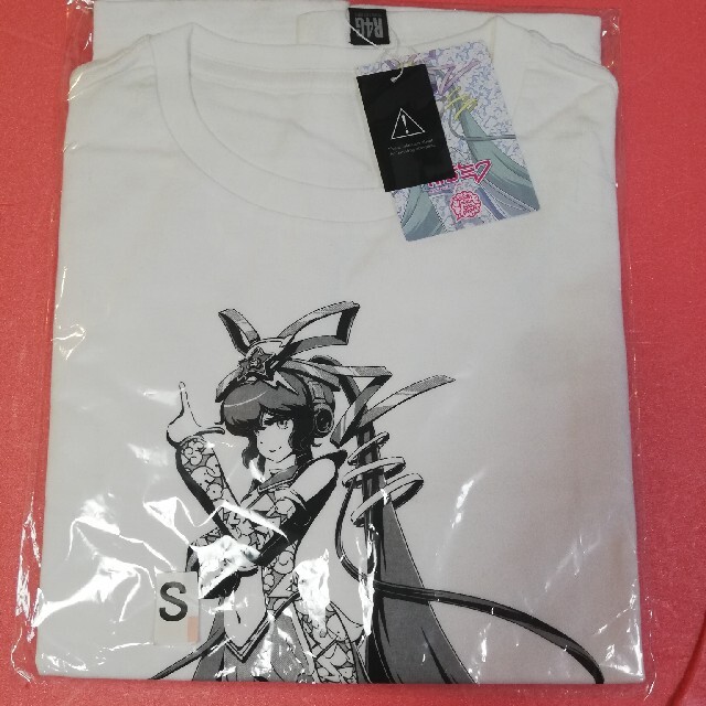 新品タグ付★初音ミク★LUCKY☆ORB MIKU ART TEE  ホワイ白S エンタメ/ホビーのアニメグッズ(その他)の商品写真