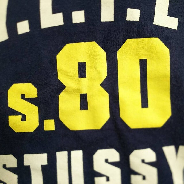 STUSSY(ステューシー)のステューシーKIDSリバーシブルM/5Tサイズ紺色タンクトップ120cm黄色 キッズ/ベビー/マタニティのキッズ服男の子用(90cm~)(Tシャツ/カットソー)の商品写真