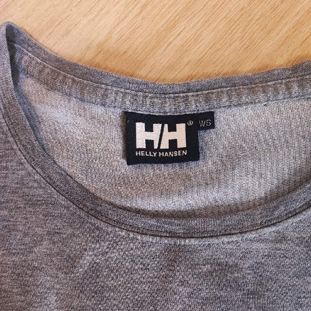 HELLY HANSEN(ヘリーハンセン)のヘリーハンセン レディースS 記名あり レディースのトップス(Tシャツ(半袖/袖なし))の商品写真