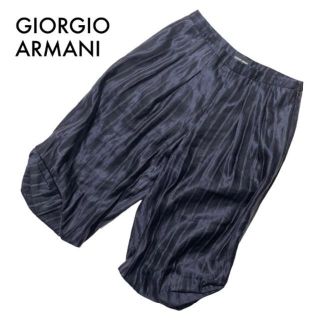 ジョルジオアルマーニ(Giorgio Armani)のイタリア製ジョルジオアルマーニ サテンハーフパンツ ストライプ ネイビー 36S(ハーフパンツ)