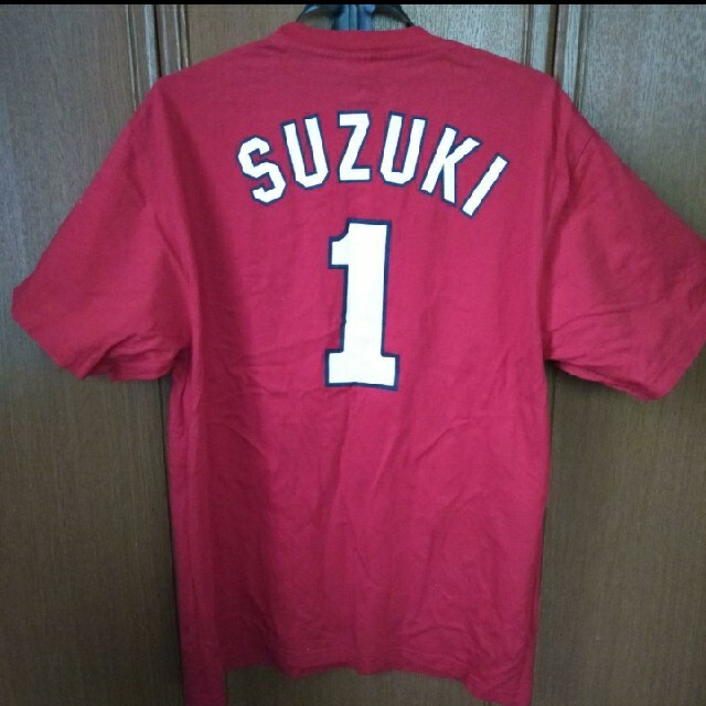 カープTシャツ　背番号1 SUZUKI