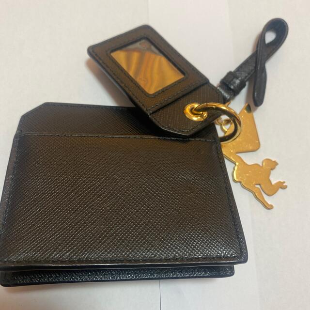 贅沢 PRADA キーホルダー　コインケース