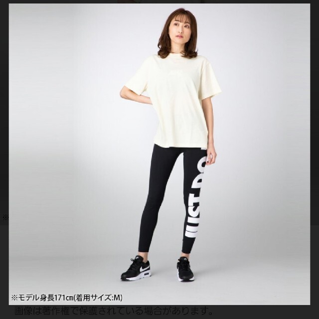 NIKE(ナイキ)の新品タグ付き　ナイキ　NIKE　Tシャツ　XL　レディース レディースのトップス(Tシャツ(半袖/袖なし))の商品写真