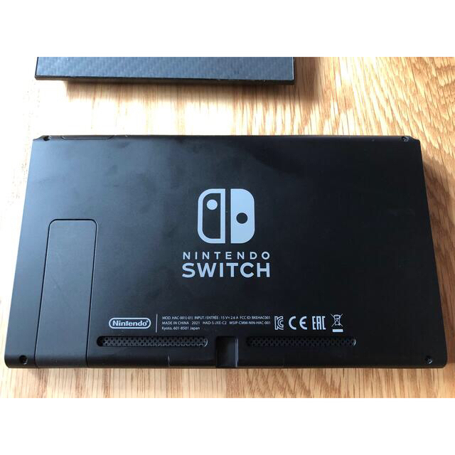 Switch 本体のみ バッテリー強化版 社外コントローラー付き Switch 本体のみ バッテリー強化版 社外コントローラー付き