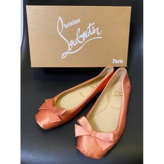 クリスチャンルブタン(Christian Louboutin)の美品⭐︎クリスチャンルブタン　サテン　フラットシューズ(バレエシューズ)