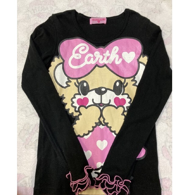 EARTHMAGIC(アースマジック)の専用☺️　アースマジック２点 キッズ/ベビー/マタニティのキッズ服女の子用(90cm~)(Tシャツ/カットソー)の商品写真