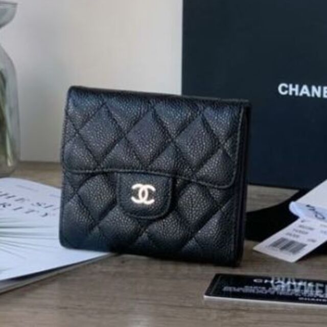 CHANEL ミニウォレット　新品未使用　16日までお値下げ