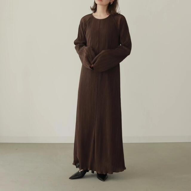 TODAYFUL(トゥデイフル)のlouren pleats pencil onepiece レディースのワンピース(ロングワンピース/マキシワンピース)の商品写真