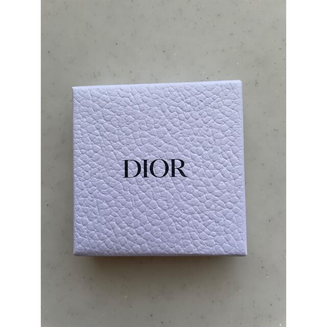 Dior(ディオール)のDIOR 非売品　スマホリング　巾着つき エンタメ/ホビーのコレクション(ノベルティグッズ)の商品写真