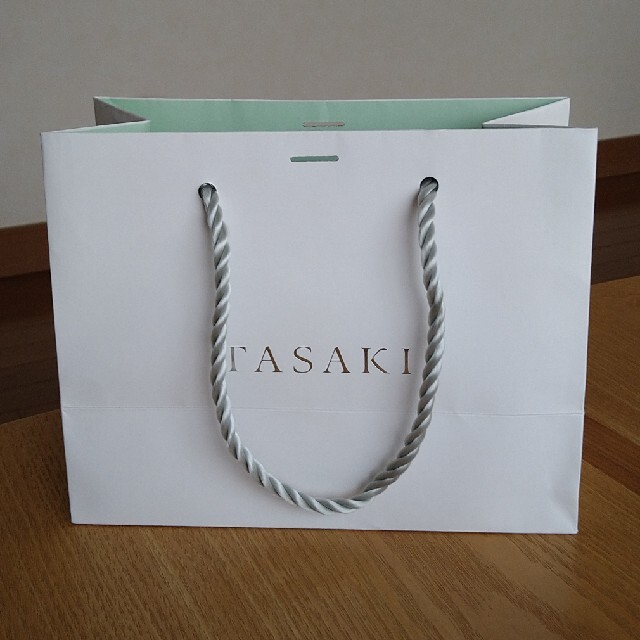 Tasaki ネックレスボックス ショップ袋付き