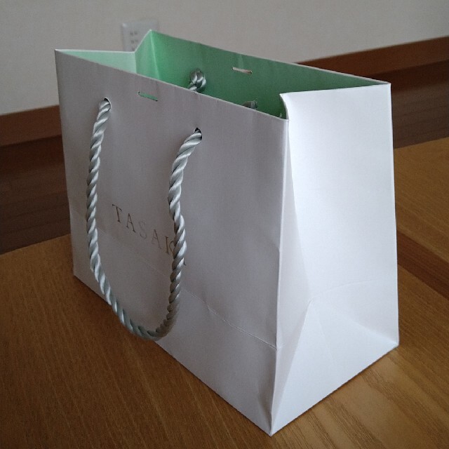 TASAKI - 【TASAKI】箱 ショッパー 袋 リボン ジュエリーケース TASAKI - 【TASAKI】箱 ショッパー 袋 リボン ジュエリーケース