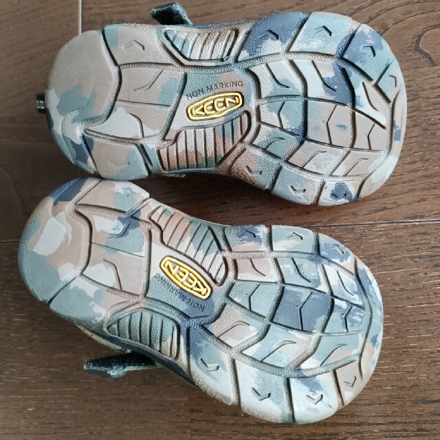 KEEN(キーン)のKEENキッズ　ベビー　14cm-14.5cm キッズ/ベビー/マタニティのベビー靴/シューズ(~14cm)(サンダル)の商品写真