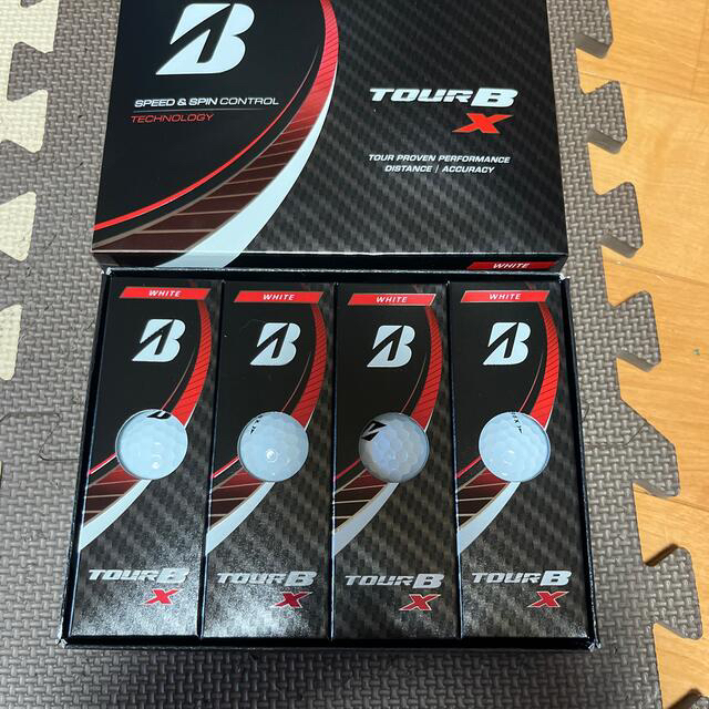 BRIDGESTONE(ブリヂストン)のTOUR BX  White スポーツ/アウトドアのゴルフ(その他)の商品写真