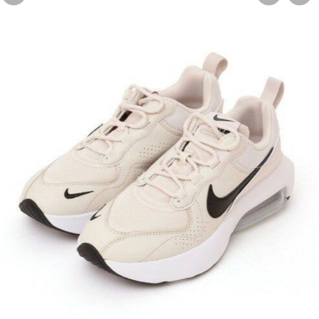 新品 ナイキ NIKE verona ヴェローナ 24 ベージュ-