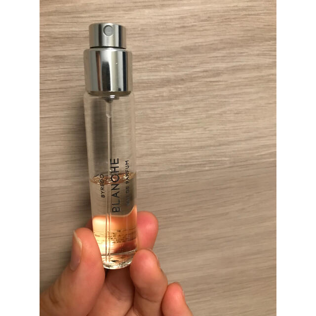 バイレード byredo トラベルケースとブランシュ の通販 by バイレード byredo トラベルケースとブランシュ の通販 by