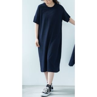 アメリカンホリック(AMERICAN HOLIC)の未使用　コットン100% クルーネックボックスニットワンピース　ネイビー　夏(ロングワンピース/マキシワンピース)