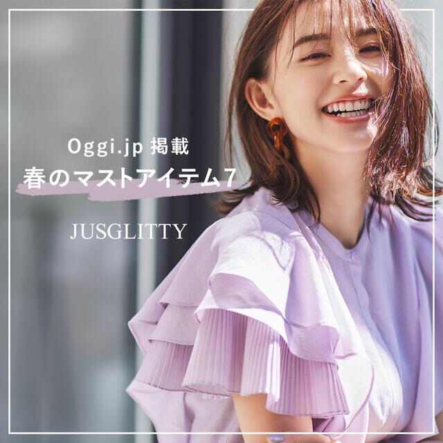 JUSGLITTY(ジャスグリッティー)の極美品　ジャスグリッティー　ブラウスアプワイザーリッシェ　マイストラーダ レディースのトップス(シャツ/ブラウス(半袖/袖なし))の商品写真