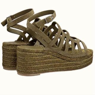 エルメス ウェッジサンダルの通販 33点 | Hermesを買うならラクマ