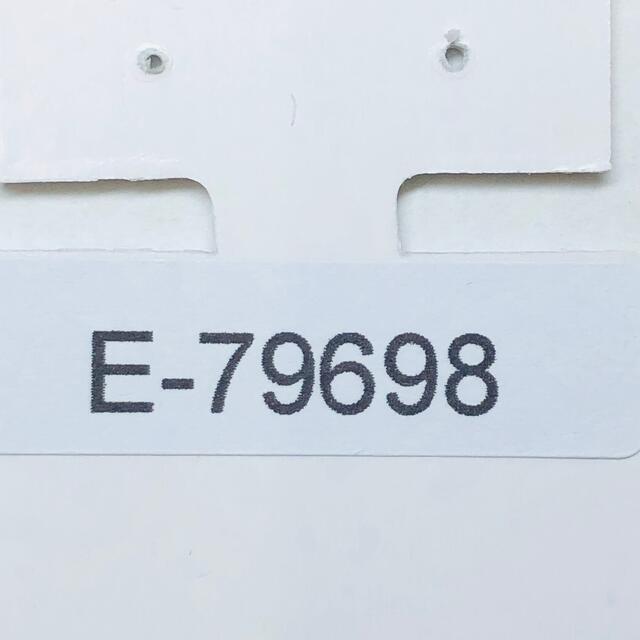 E-79698 K18YG ピアス エメラルド 2