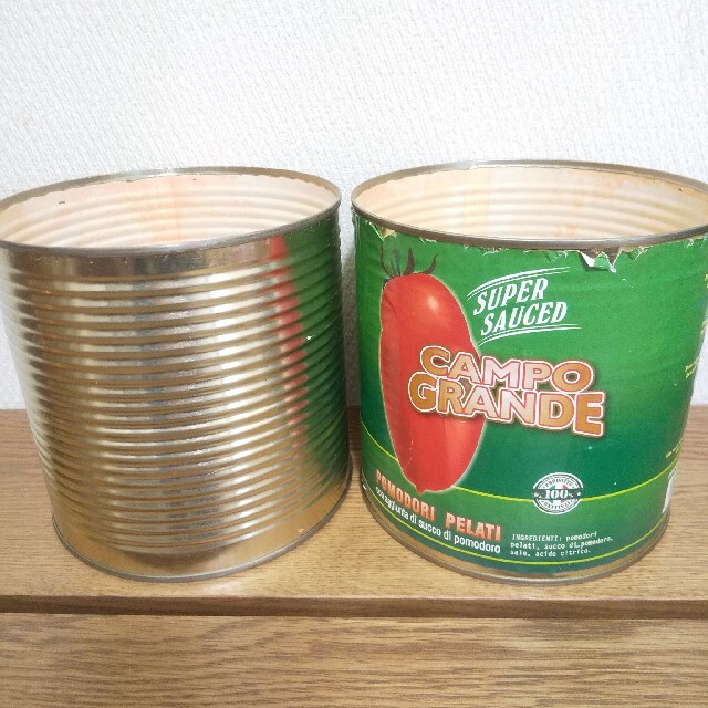 お試し2缶！業務用 特大 トマト缶 リメ缶 多肉 ハンドメイドの素材/材料(各種パーツ)の商品写真