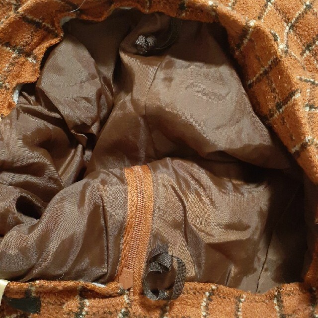 中古品　オレンジ?ブラウン?茶系色　チェック柄　模様　裏地付き　ロングスカート レディースのスカート(ロングスカート)の商品写真