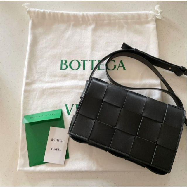 【希少！！】 Bottega Veneta - ボッテガヴェネタ　カセットバッグ ショルダーバッグ