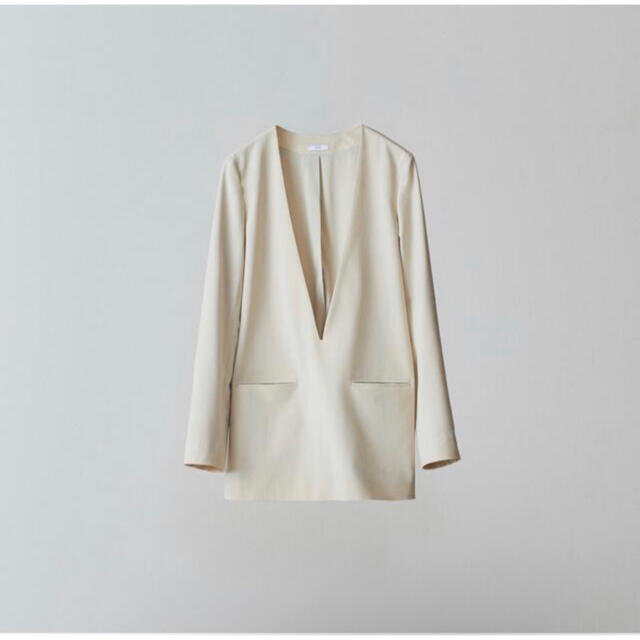 新品未使用タグ付き】zoe♡ pullover jacket/ beige - library