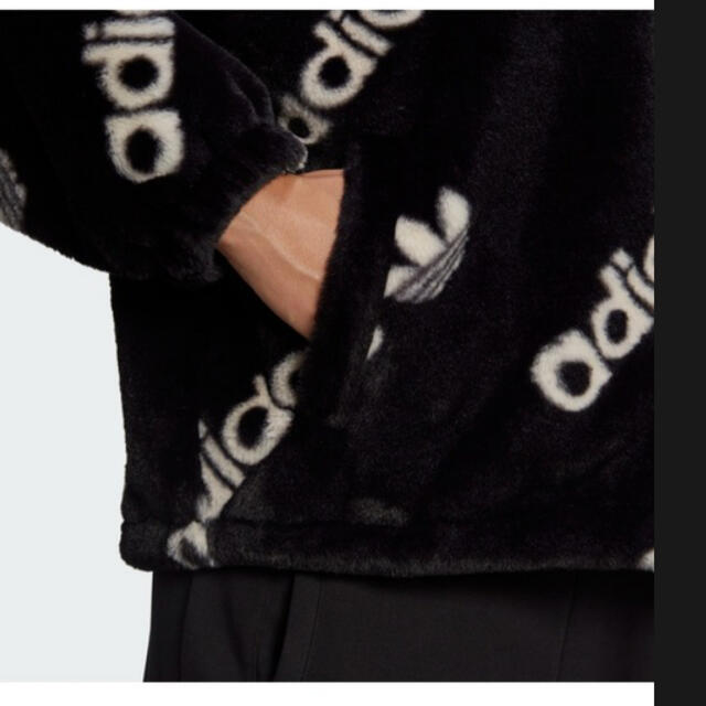 adidas(アディダス)の新品　adidas フェイクファー　ジャケット レディースのジャケット/アウター(毛皮/ファーコート)の商品写真