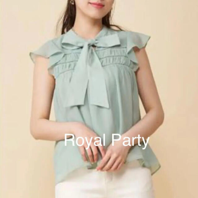 ROYAL PARTY(ロイヤルパーティー)の新品タグ付❤️ロイヤルパーティボウタイブラウス レディースのトップス(シャツ/ブラウス(半袖/袖なし))の商品写真