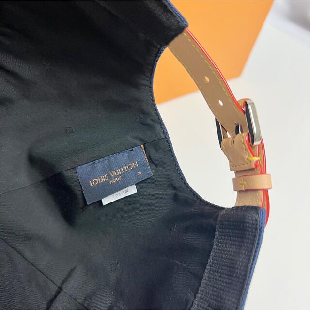 LOUIS VUITTON - 新品 ルイヴィトン キャスケット LV チェーン LOUIS VUITTON - 新品 ルイヴィトン キャスケット LV チェーン