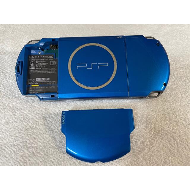 PlayStation Portable(プレイステーションポータブル)の☆良品☆　PSP-3000  バイブラントブルー エンタメ/ホビーのゲームソフト/ゲーム機本体(携帯用ゲーム機本体)の商品写真