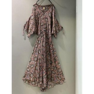 古着 ビンテージ 70s ワンピース ヒッピー 絞り ドレス 花柄 総柄(ロングワンピース/マキシワンピース)