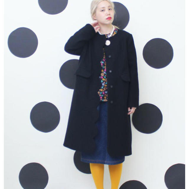 Dot&Stripes CHILDWOMAN(ドットアンドストライプスチャイルドウーマン)のDot and Stripes CHILD WOMAN スカラップコート レディースのジャケット/アウター(ロングコート)の商品写真