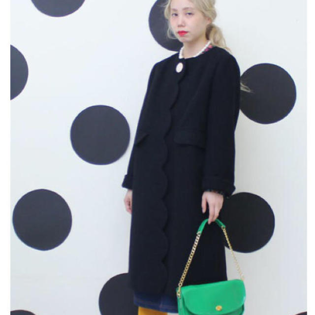 Dot&Stripes CHILDWOMAN(ドットアンドストライプスチャイルドウーマン)のDot and Stripes CHILD WOMAN スカラップコート レディースのジャケット/アウター(ロングコート)の商品写真