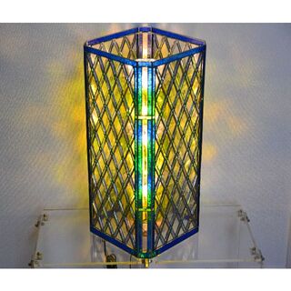 光彩　ステンドグラスのランプ  高さ57.5cm(インテリア雑貨)