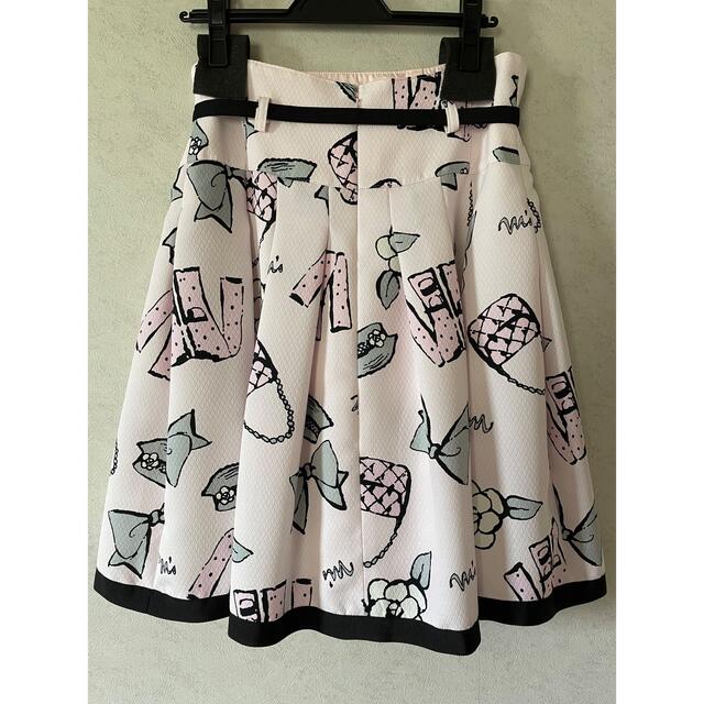 M'S GRACY(エムズグレイシー)のM'sグレイシー クローゼット スカート38 レディースのスカート(ひざ丈スカート)の商品写真