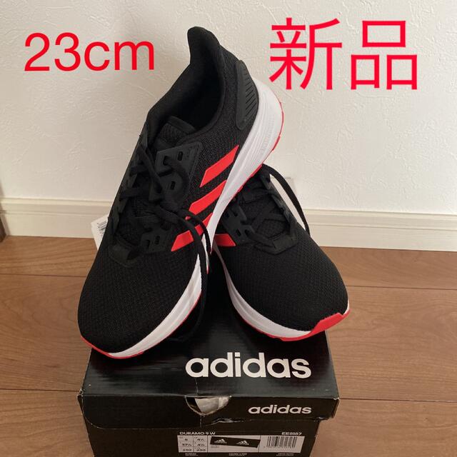 adidas(アディダス)の新品　アディダス  adidas スニーカー　23cm レディースの靴/シューズ(スニーカー)の商品写真