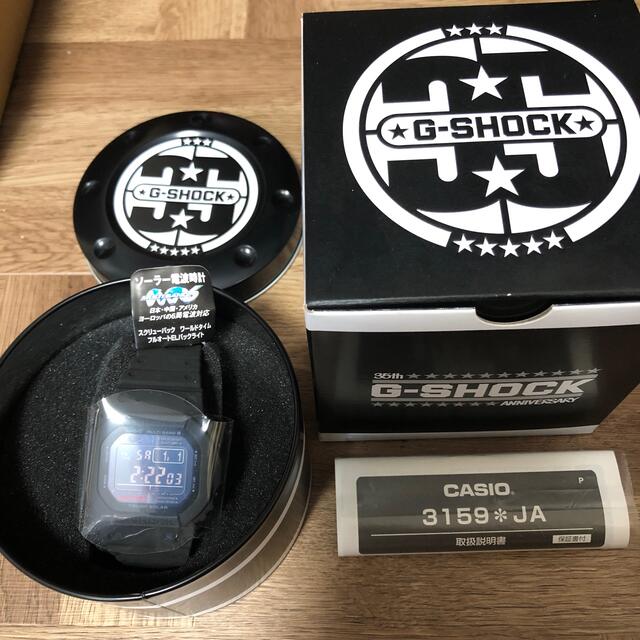 G-SHOCK(ジーショック)のG-SHOCK  GW-5035A-1JR 35周年　ビッグバンブラック メンズの時計(腕時計(デジタル))の商品写真