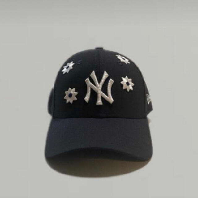 NEW ERA(ニューエラー)の【新品】NICK GEAR 3D Flower Cap NEW ERA キャップ メンズの帽子(キャップ)の商品写真