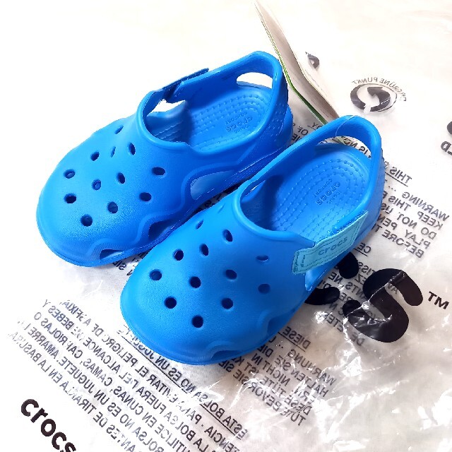 crocs(クロックス)のクロックス 15.5cm キッズ/ベビー/マタニティのキッズ靴/シューズ(15cm~)(サンダル)の商品写真