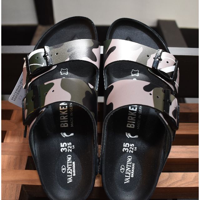 BIRKENSTOCK(ビルケンシュトック)の【ロルフ様専用】ビルケン1774　ビルケン　ヴァレンティノ　アリゾナ　カモフラ レディースの靴/シューズ(サンダル)の商品写真