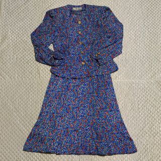 美品です！！　シルクのセットアップ(セット/コーデ)