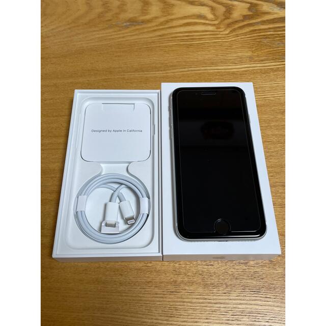 日本初の アップル - Apple iPhoneSE softbank ホワイト 64GB 第2世代 スマートフォン本体 日本初の アップル - Apple iPhoneSE softbank ホワイト 64GB 第2世代 スマートフォン本体