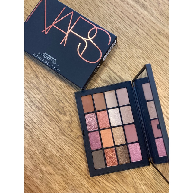 NARS サマーアンレイテッドアイシャドーパレット