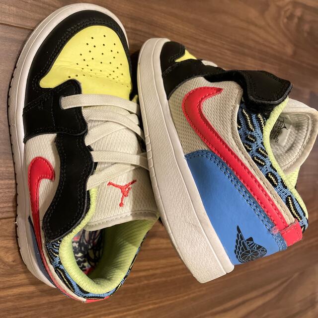 NIKE(ナイキ)の値下げ子供靴　美品❣️ キッズ/ベビー/マタニティのキッズ靴/シューズ(15cm~)(スニーカー)の商品写真